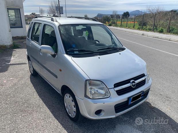 Opel Agila 1.0