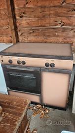 Cucina a Gas Ariston 4 Fuochi con Forno e bombola 