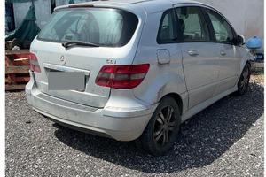 MERCEDES CLASSE B ANNO 2010