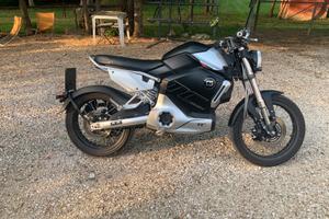 SuperSoco TcMax full-electric