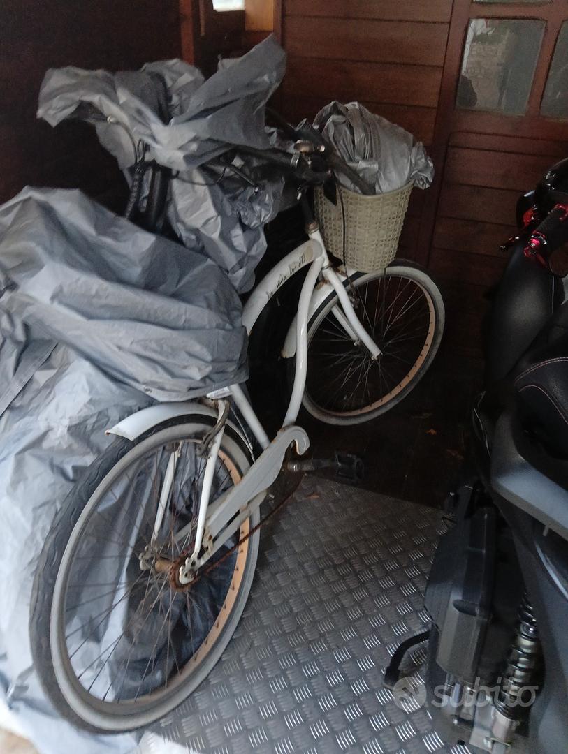 Biciclette in blocco