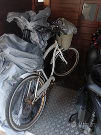 Biciclette in blocco