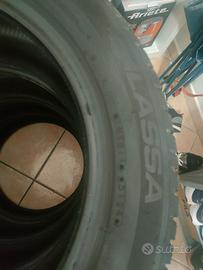 Pneumatici 215/55/R17 per Nissan juke 2010-19