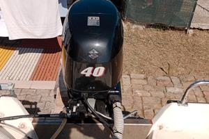 Barca 4.50M +Motore 40/60 Suzuki + carello 