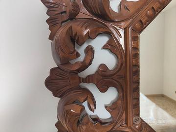 Specchiera ottagonale con cornice traforata