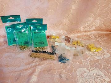 Condensatori resistenze porta fusibili altro