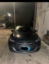 Opel astra sedan
