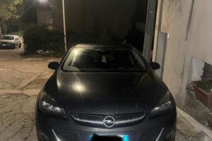 Opel astra sedan