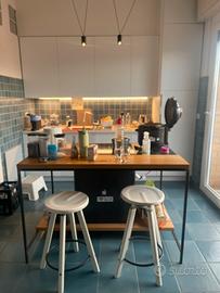 2 cucine  complete di elettrodomestici