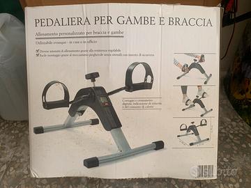 Pedaliera per gambe e braccia