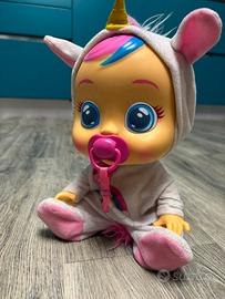 Cry Babies – Bambola interattiva unicorno