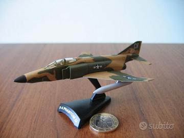 Aerei Militari De Agostini F-4 PHANTOM II