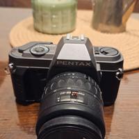 Pentax P30 macchina fotografica 35mm Analogica