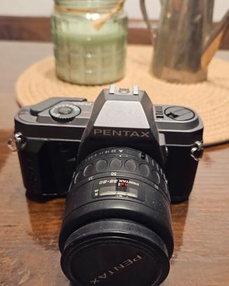 Pentax P30 macchina fotografica 35mm Analogica