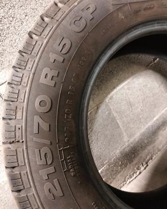 4 pneumatici camper 215/70 R15 Continental estivi