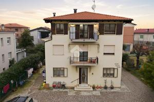 4 LOCALI A FORMIGINE