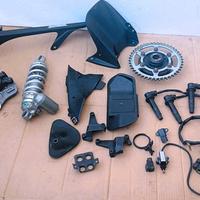ricambi yamaha r1 2004 2005