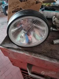 Fari omologati per veicolo