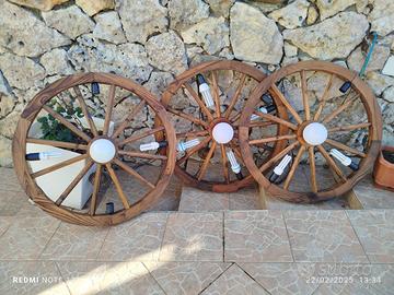 Lampadari forma di ruota legno.