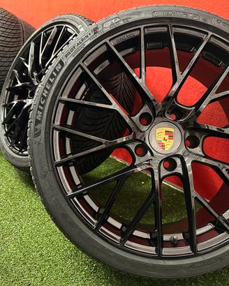 Cerchi Porsche 992 992.2 Est 245 35 20 - 305 30 21