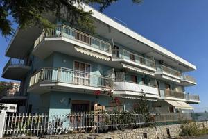 Appartamento Costarainera [Cod. rif 200VRG]