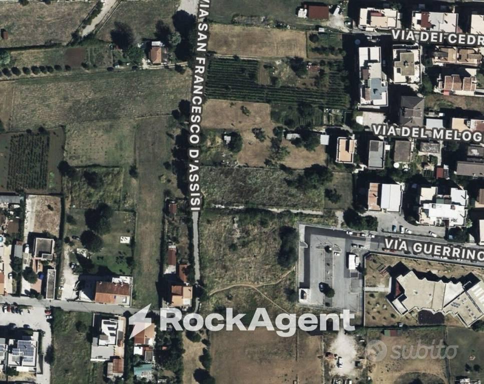 Terreno di 24000 m² a Tivoli - Vista 4