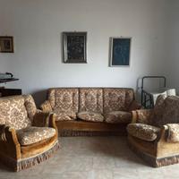 Divano e poltrone in stile vintage