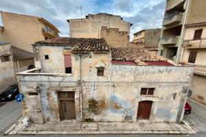 Case indipendenti a Partinico, Via Miserendino