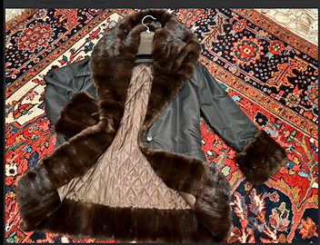 ESCLUSIVOgiacconeINSERTIveraPELLICCIAvisoneMARRONE