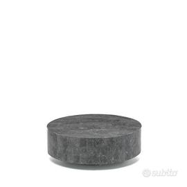 Tavolino Ricoperto da Tasselli di Pietra Fossile, 