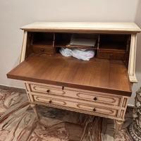 Mobile consolle con ribalta e cassetti