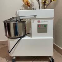 impastatrice professionale 5kg