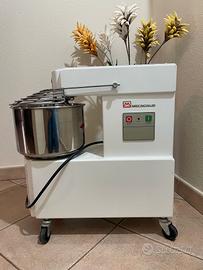 impastatrice professionale 5kg