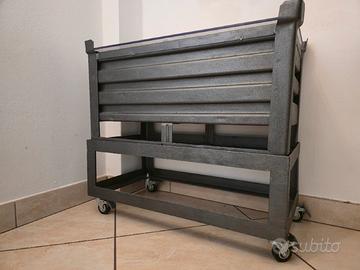 Tavolino industriale