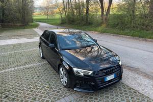 Audi a3 2.0 TFSI 190 CV quattro S line – FullBlack