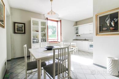 6 LOCALI A SABBIO CHIESE