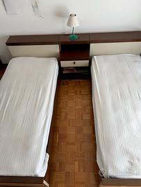 Letti completi di testata