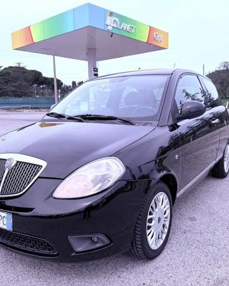 Lancia Ypsilon 1.2 69 CV Ok neopatentati