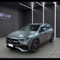 MERCEDES-BENZ GLA 180 Automatic Premium