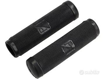 Coppia manopole nere puntinate per VESPA 125 V1T V