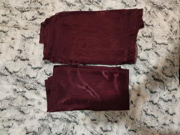 Coppia di tende bordeaux