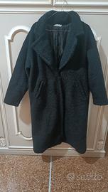 Cappotto nero teddy/bouclé Saldarini – oversize