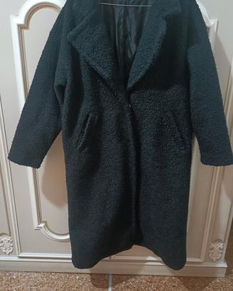 Cappotto nero teddy/bouclé Saldarini – oversize