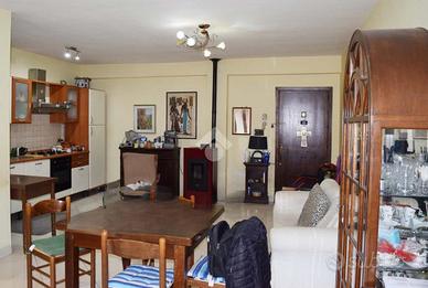 2 LOCALI A TAGLIACOZZO