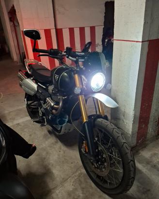 Triumph scrambler 1200xe 