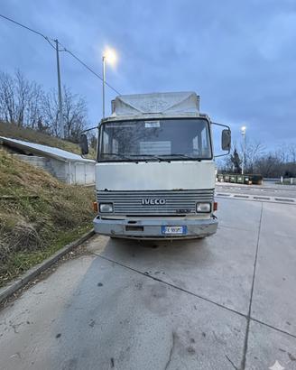 IVECO Furgone cassonato 170cv diesel- anno 1987