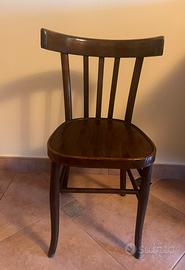 Sedia vintage in legno stile bistrot