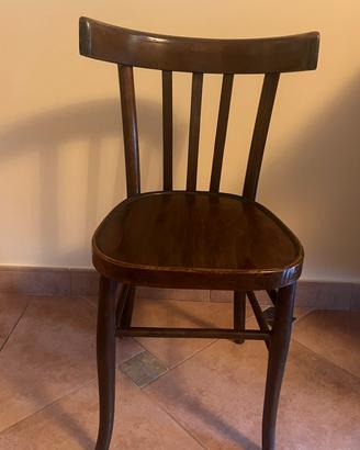 Sedia vintage in legno stile bistrot