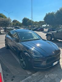 Porsche macan T 265cv