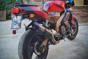 aprilia tuono rsv 1000 old